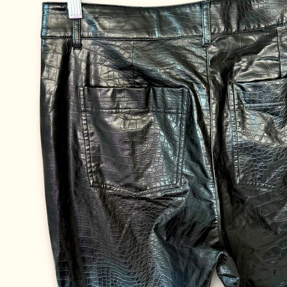 A New Day Faux Snakeskin Straight Leg Pants High Rise Women Size 14 Black New - Picture 8 of 12